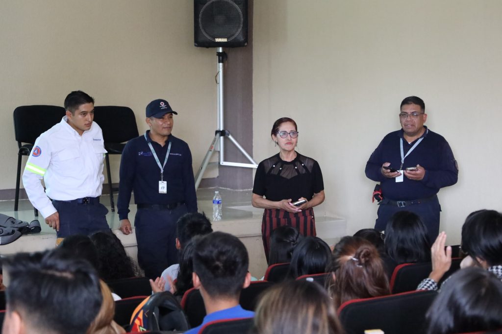 Capacitan a ciudadanos de Huixquilucan en temas de protección civil ...